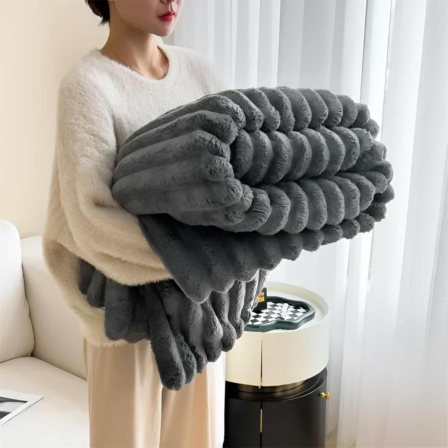 Luxurious Faux Rabbit Fur Throw Blanket + 2 Pillowcases